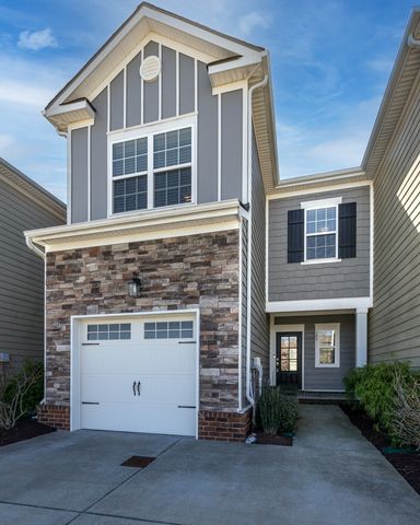 105 Dursley Ln, Spring Hill, TN 37174