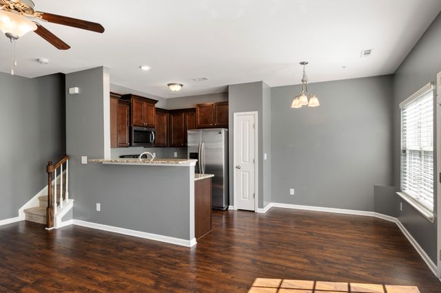 105 Dursley Ln, Spring Hill, TN 37174