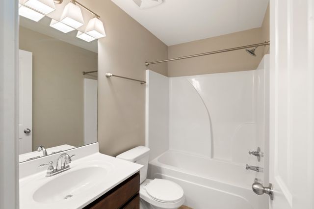 105 Dursley Ln, Spring Hill, TN 37174