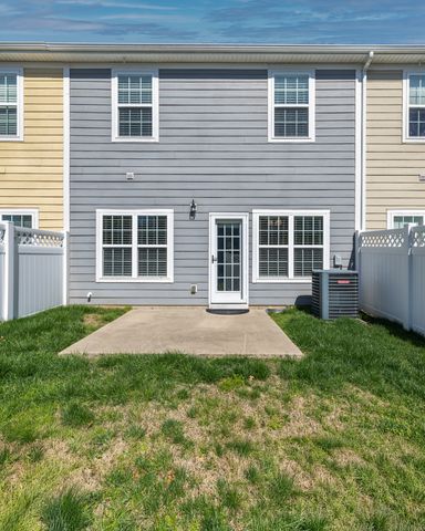 105 Dursley Ln, Spring Hill, TN 37174