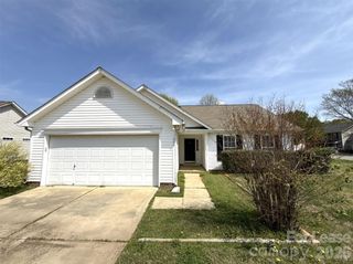 14300 Menifee Drive, Huntersville, NC 28078