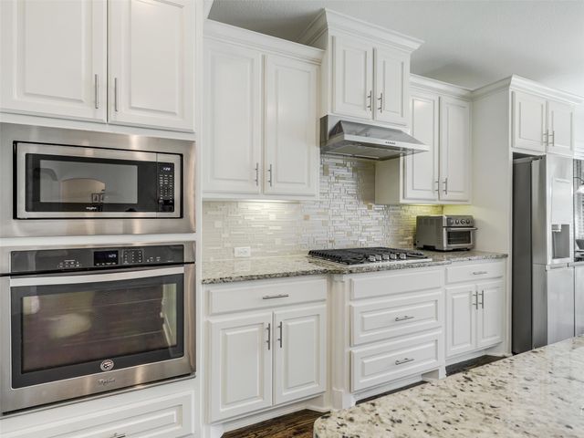 708 Sandbox Drive, Little Elm, TX 76227