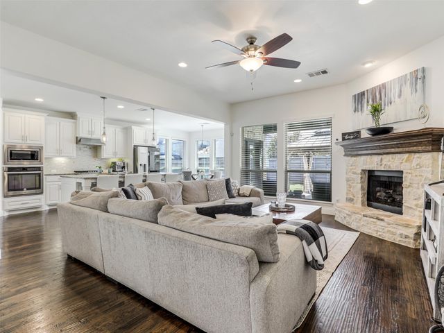 708 Sandbox Drive, Little Elm, TX 76227