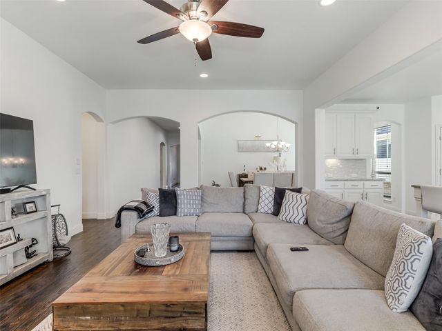 708 Sandbox Drive, Little Elm, TX 76227