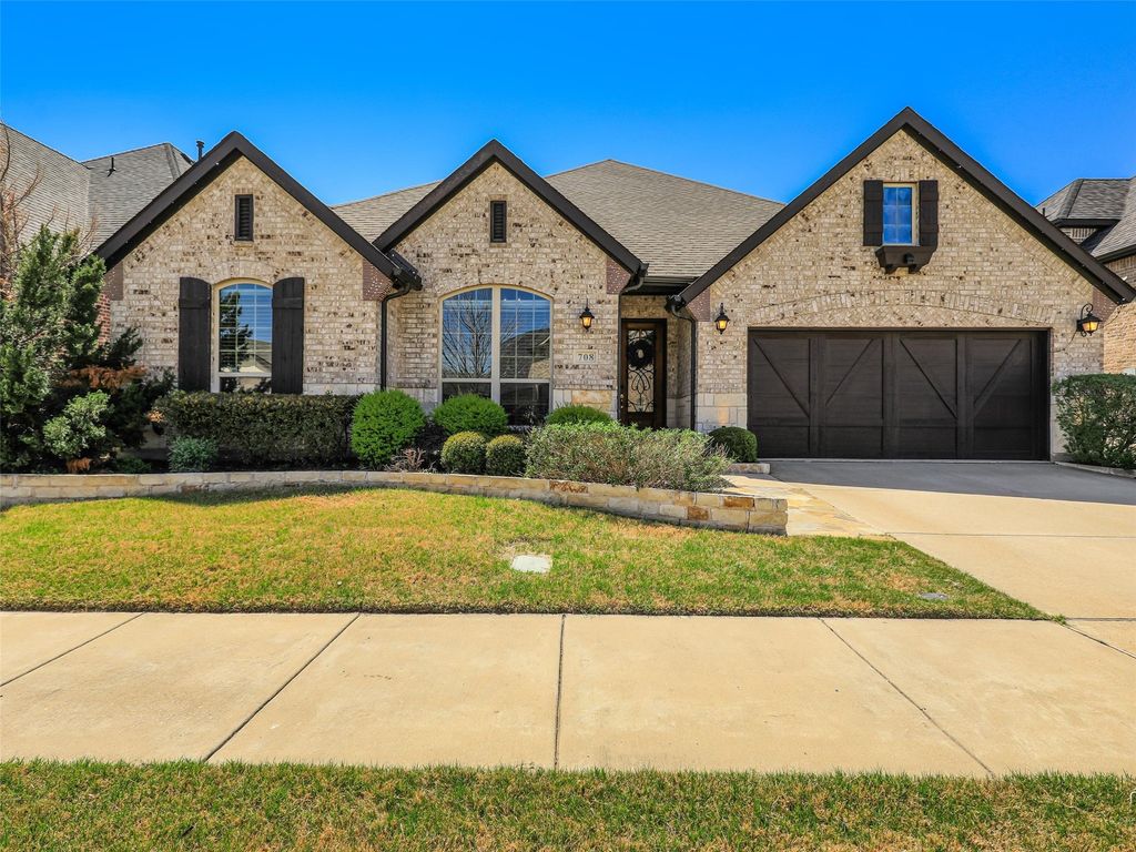 708 Sandbox Drive, Little Elm, TX 76227