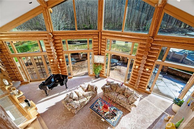 8100 428th Avenue SE, Snoqualmie, WA 98065