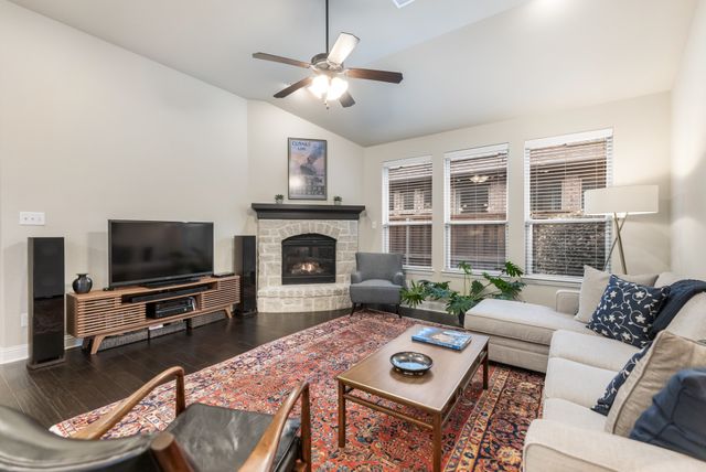 1415 Huntsman Ridge Lane, Arlington, TX 76005