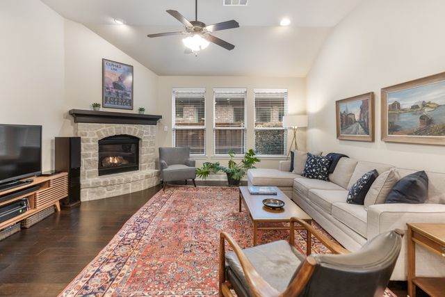 1415 Huntsman Ridge Lane, Arlington, TX 76005