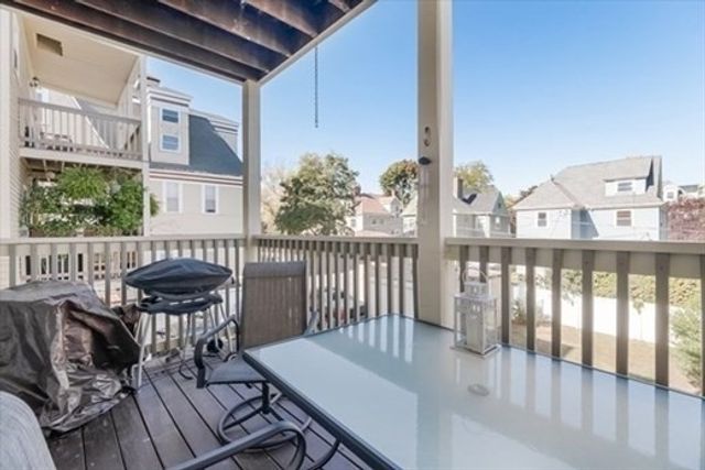 45 Pearl St 2, Boston, MA 02125