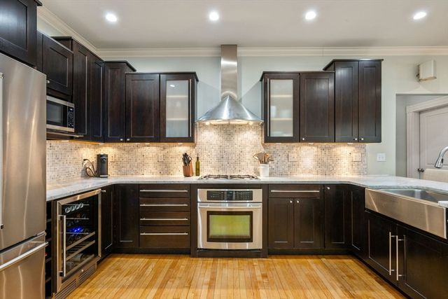 45 Pearl St 2, Boston, MA 02125