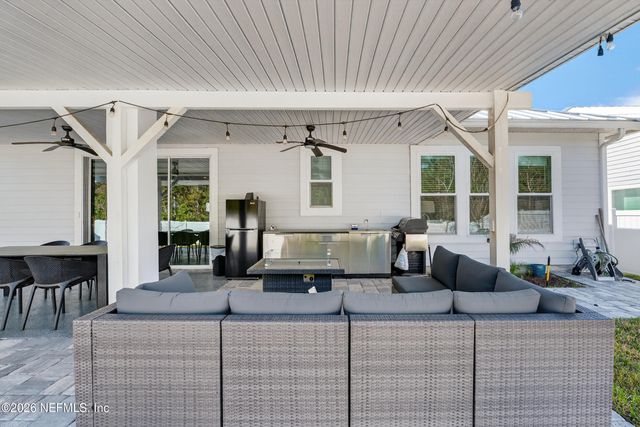 318 TORTOLA Way, St. Johns, FL 32259