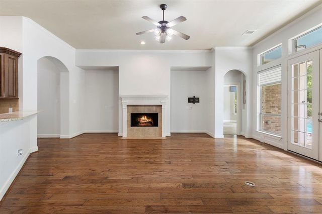 1614 Beau Rivage, Conroe, TX 77304