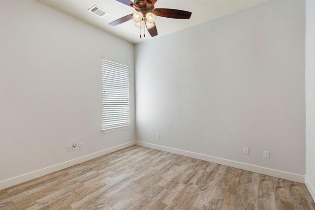 1614 Beau Rivage, Conroe, TX 77304
