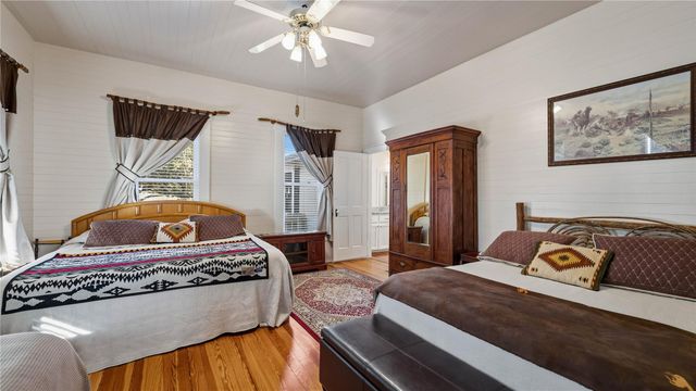 2030 Hertel Road, Schulenburg, TX 78956