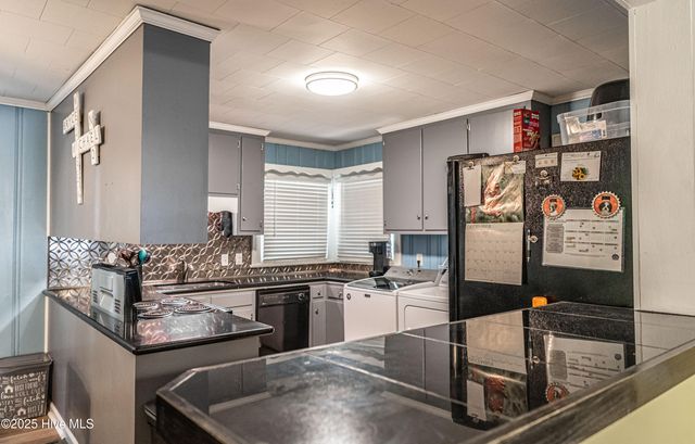 906 Hylan Avenue, Hamlet, NC 28345