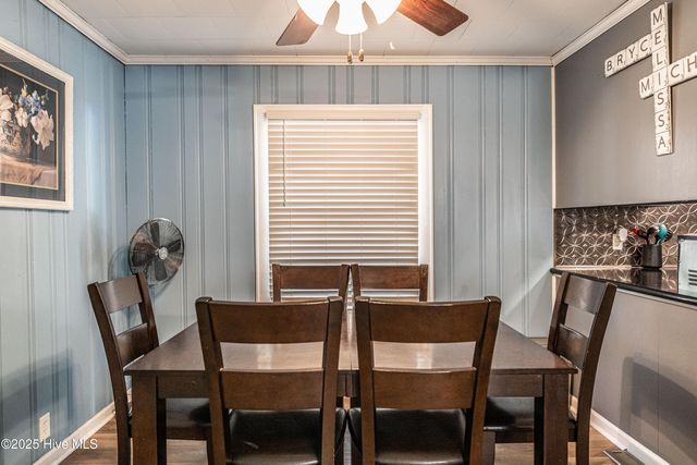 906 Hylan Avenue, Hamlet, NC 28345