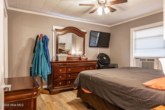 906 Hylan Avenue, Hamlet, NC 28345