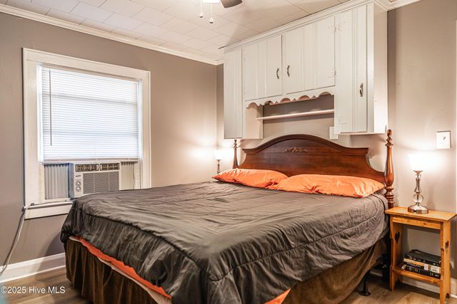 906 Hylan Avenue, Hamlet, NC 28345