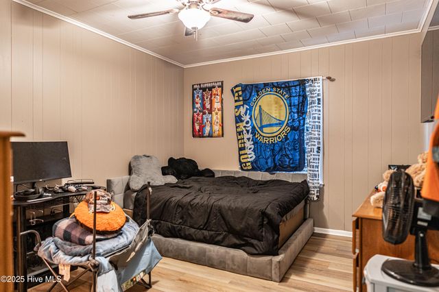 906 Hylan Avenue, Hamlet, NC 28345