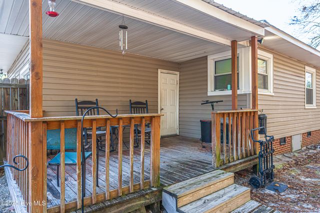 906 Hylan Avenue, Hamlet, NC 28345