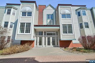 249 The Promenade, Edgewater, NJ 07020