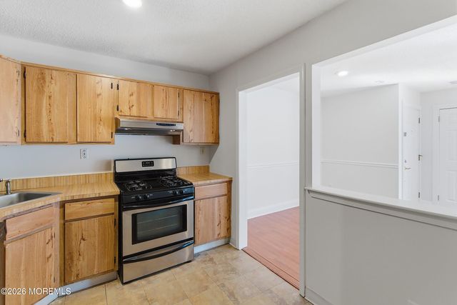 58 Frontier Way, Tinton Falls, NJ 07753
