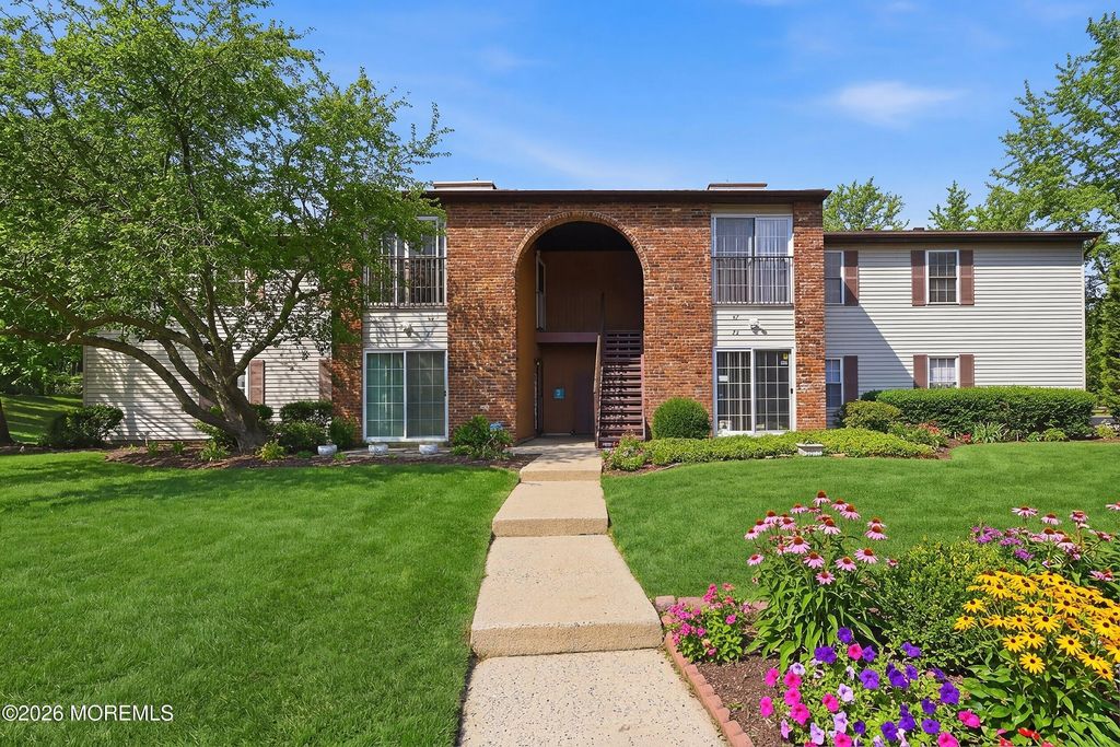 58 Frontier Way, Tinton Falls, NJ 07753
