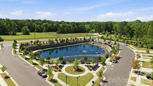 275 Harpers Run Lane, Matthews, NC 28104