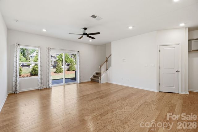 275 Harpers Run Lane, Matthews, NC 28104