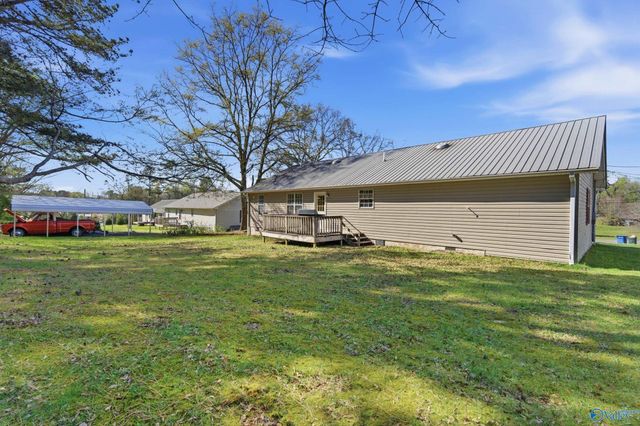 62 Clyde Circle, Guntersville, AL 35976