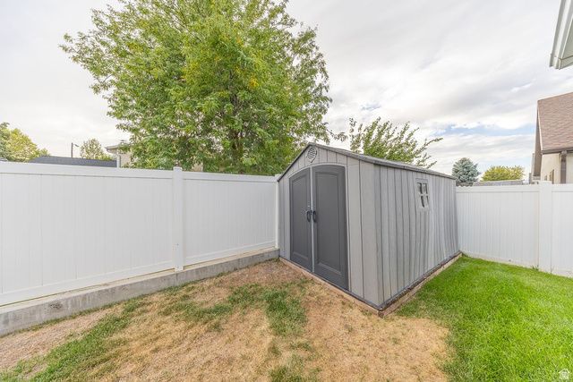 1693 N 690 W, West Bountiful, UT 84087