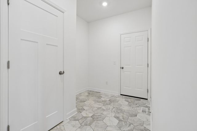8813 Periwinkle Boulevard, Woodbury, MN 55129