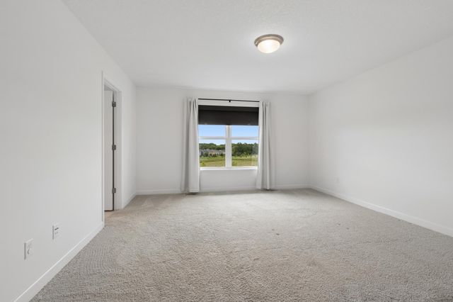 8813 Periwinkle Boulevard, Woodbury, MN 55129