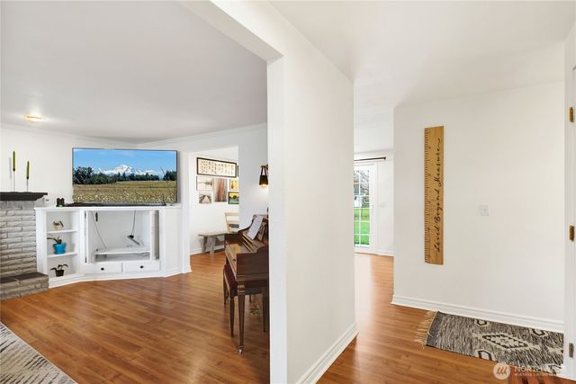 851 Garden Drive, Lynden, WA 98264