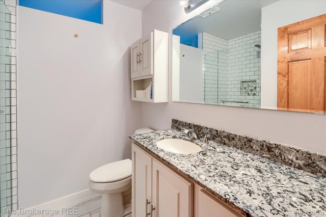 418 Windmill Point Drive, Flushing, MI 48433