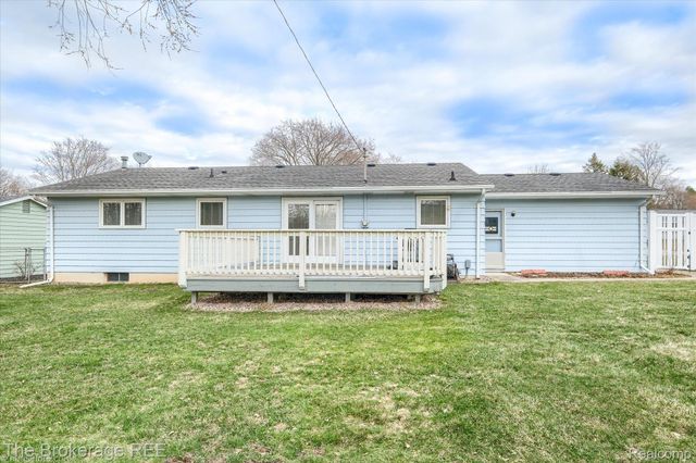 418 Windmill Point Drive, Flushing, MI 48433
