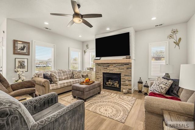 609 Aurora, Chubbuck, ID 83202