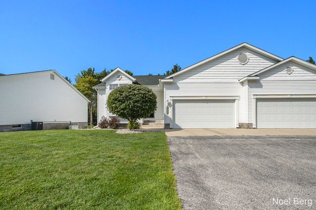 5633 Copper Sands Run, Fruitport, MI 49415