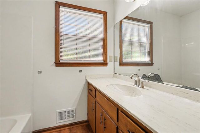 2346 Eastgate Drive, Snellville, GA 30078