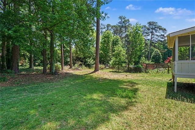 2346 Eastgate Drive, Snellville, GA 30078
