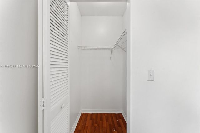 10819 NW 51st Ln, Doral, FL 33178