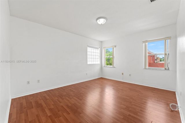 10819 NW 51st Ln, Doral, FL 33178