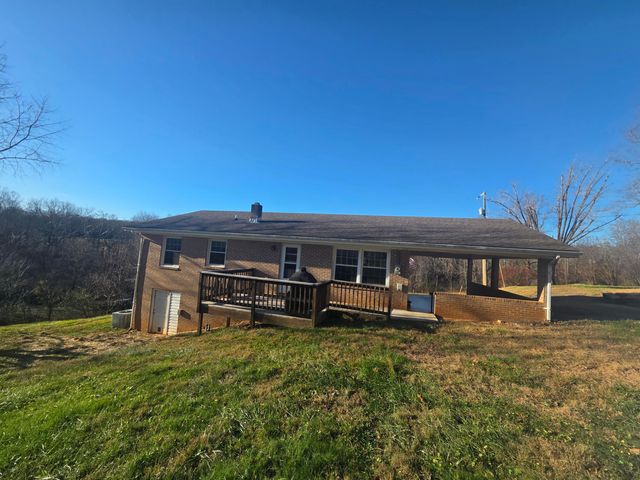 3266 Doe Run RD, Rocky Mount, VA 24151