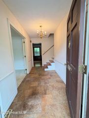 1102 Raleigh Road Parkway W, Wilson, NC 27896