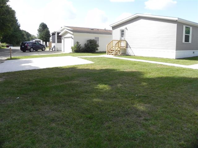1241 Manistee River Road 34, Three Rivers, MI 49093