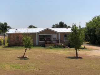 104 Kailyn Lane, Weatherford, TX 76085