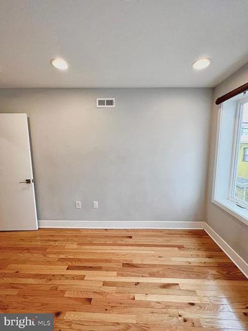 1324 N NEWKIRK ST, Philadelphia, PA 19121