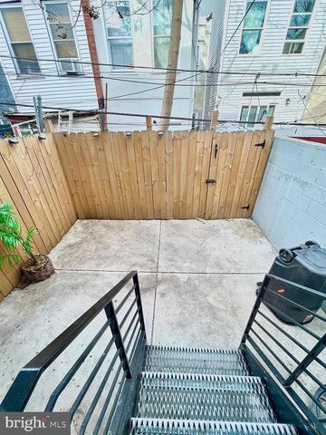 1324 N NEWKIRK ST, Philadelphia, PA 19121