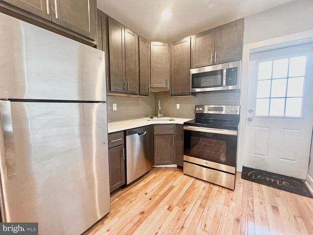 1324 N NEWKIRK ST, Philadelphia, PA 19121