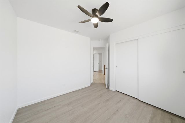 8013 Healy Ct, Sacramento, CA 95828